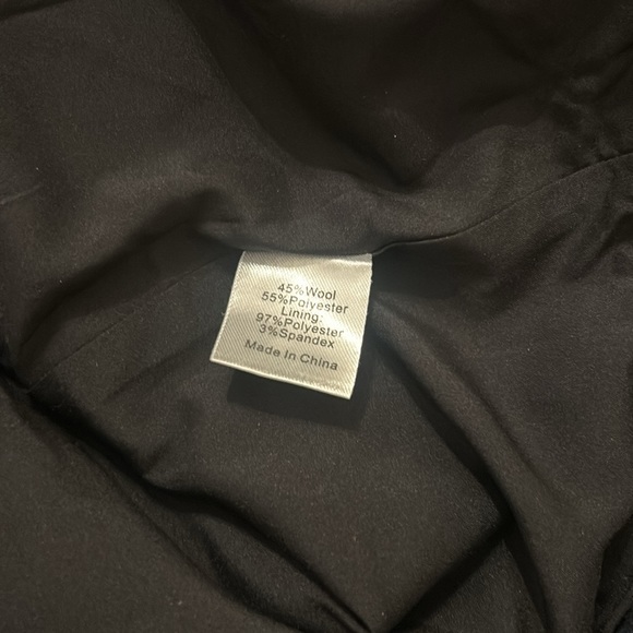 Blackwatch Plaid Faye Blouse
TUCKERNUCK
Worn one EUC - Picture 10 of 11